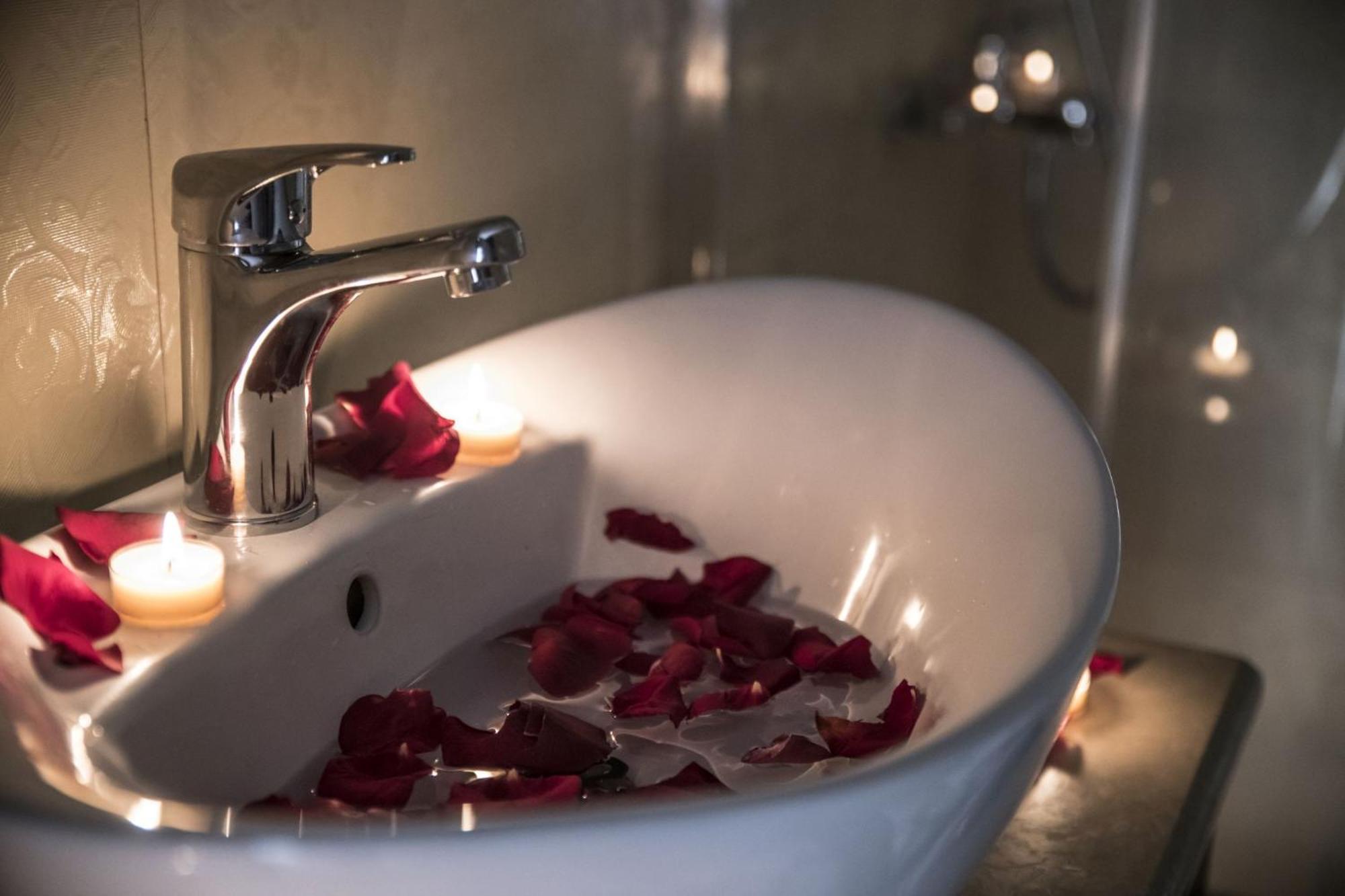 Kleopatra Deluxe Apartment With Jacuzzi Kamilari Exteriör bild