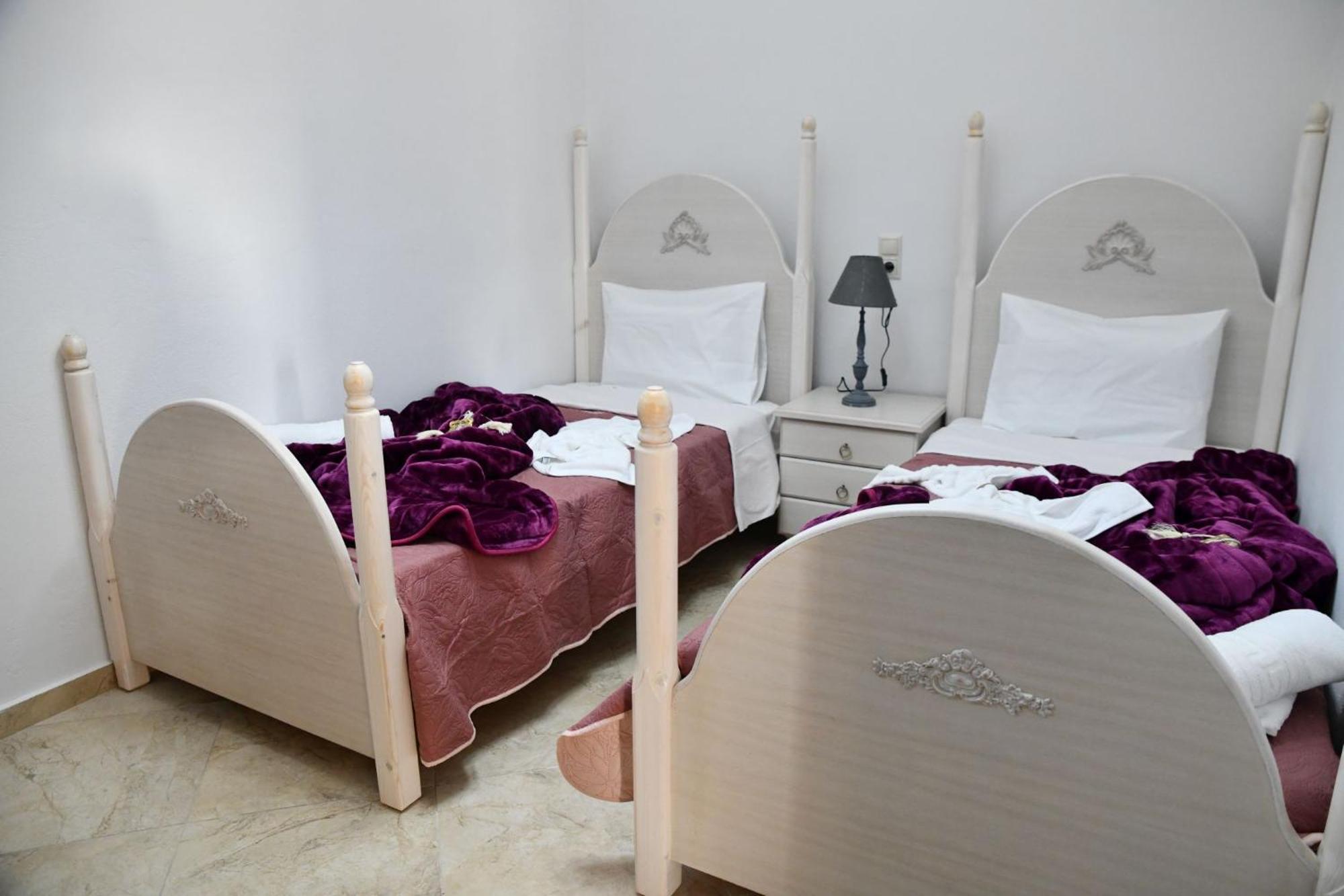 Kleopatra Deluxe Apartment With Jacuzzi Kamilari Exteriör bild